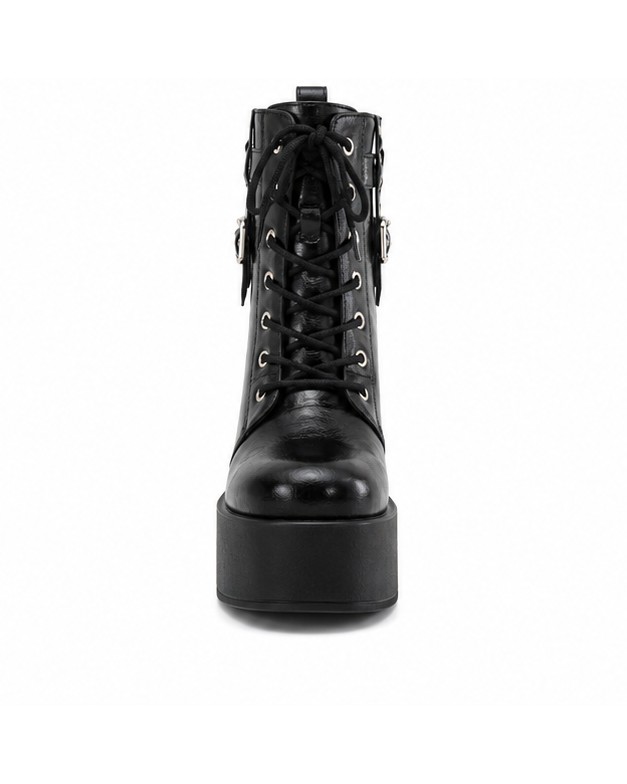Botin Daniela